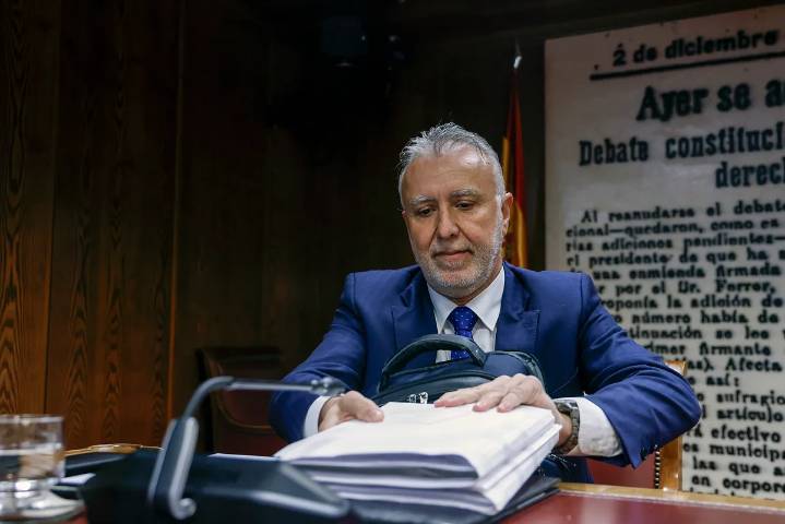 La contradicción que acorrala a Torres: negó "tratos" con Aldama varias veces en el Senado, pero la UCO lo sitúa en una reunión con él