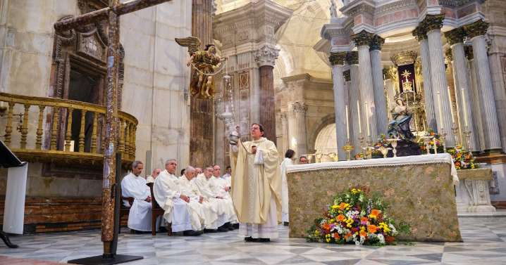 Ramón Valdivia asume la diócesis de Cádiz y Ceuta tras la salida de monseñor Zornoza