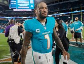 Dolphins' Tua Tagovailoa responds to reports of potential benching