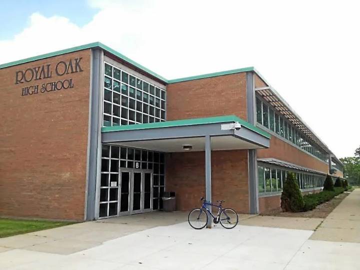 Parents turnout to oppose Turning Point chapter in an Oakland County high school