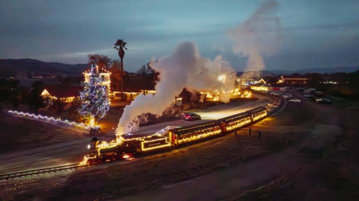 Central Coast holiday train attraction returns with original Disneyland train cars