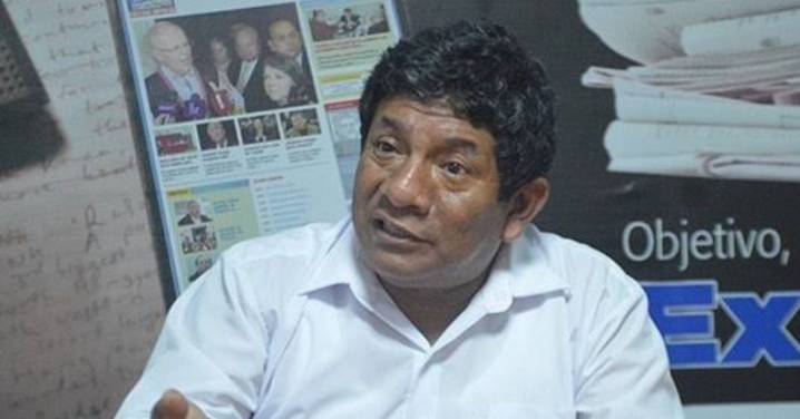 Walter Chirinos propone sancionar a empresas de telefonía para evitar llamadas extorsivas desde penales