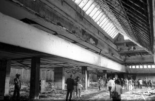 El fuego dentro del Palacio: crónica de los días 6 y 7 de noviembre de 1985