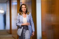 'Incredible honour': Former TV presenter Kellie Sloane new Liberal leader