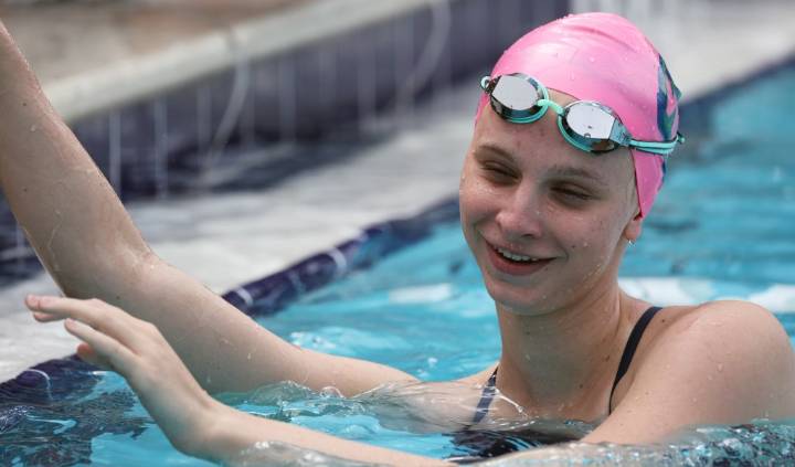 Rylee Erisman breaks her state record; makes it a U.S. record