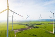 3 Green energy stocks in which FIIs increased their stake in Q2 FY26 to keep an eye on