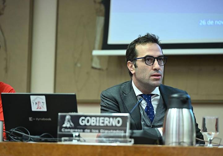 Cuerpo renuncia a presentarse a la presidencia del Eurogrupo y España mira ya al BCE