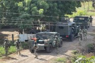 Rescatan a 20 personas privadas de la libertad en taller mecánico de Culiacán, Sinaloa