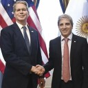 Según el Wall Street Journal, bancos de EE.UU. frenan el rescate de US$20.000 millones a Argentina y evalúan un préstamo menor