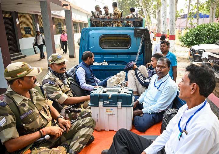 Purnia Election Results 2025: BJP's Vijay Kumar Khemka Holds Strong Lead Against Congress' Jitendra Kumar