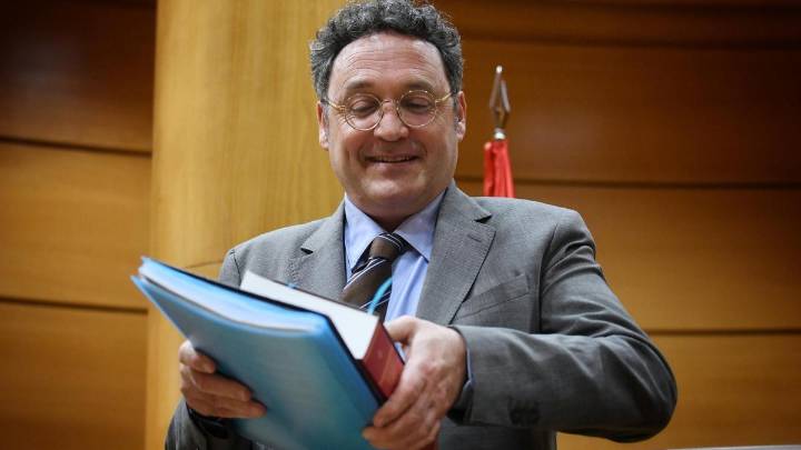 El fiscal general llega al banquillo del Supremo en el juicio por la filtración de datos sobre la pareja de Díaz Ayuso