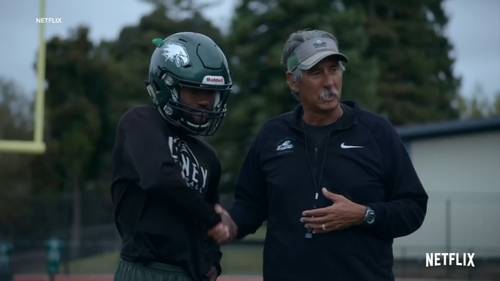 Suspect in custody after shooting 'Last Chance U' coach: police