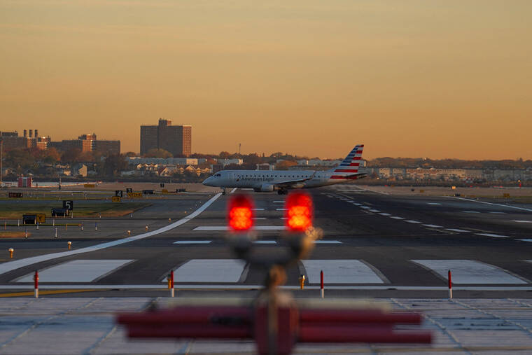 FAA to end mandated cuts in domestic US flights