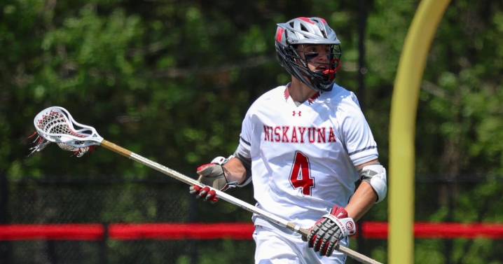 Niskayuna lacrosse player Connor Reynolds commits to Stony Brook