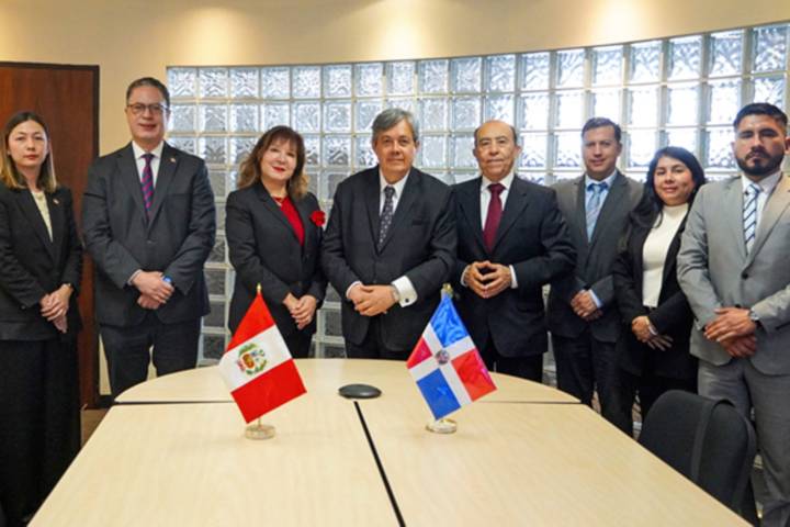 Perú y República Dominicana acuerdan cooperación en turismo, DD.HH. y gastronomía al 2027