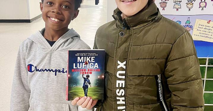 Oak Ridge School Installs Book Nook Vending Machine