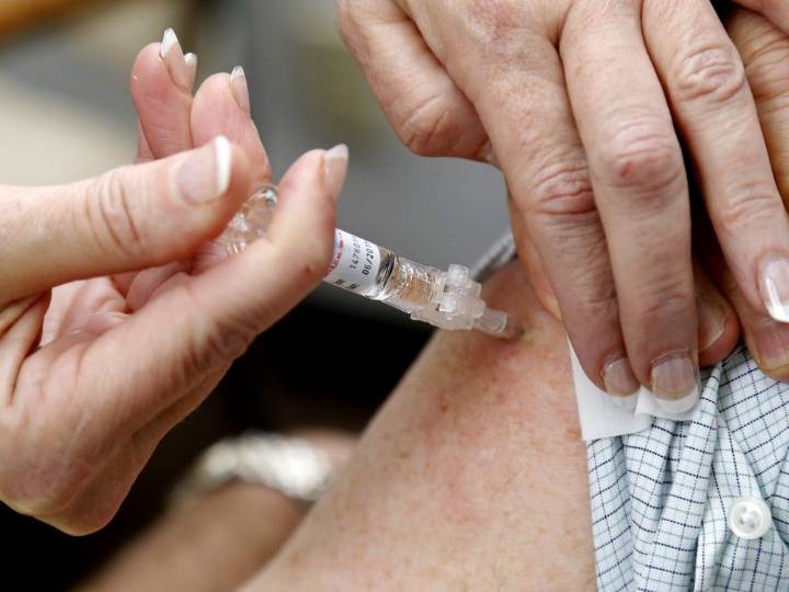 Missing school vaccine records could lead to suspension: public health