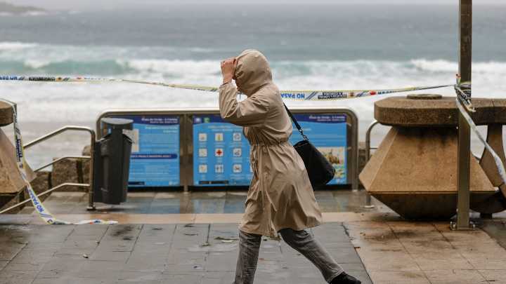 Galicia afronta un nuevo temporal con alerta naranja por mar y viento en las provincias atlánticas