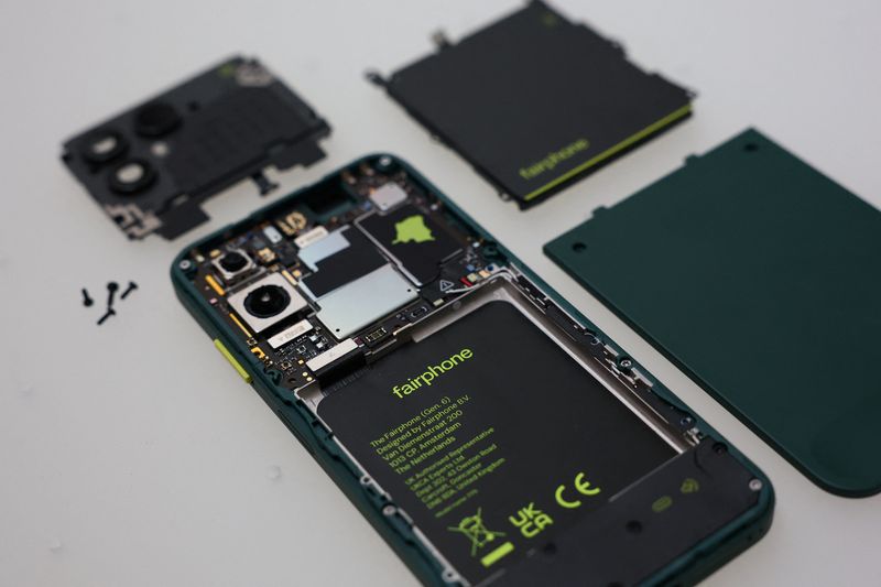 Europe's Fairphone enters U.S. market tapping right