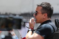 El presidente de Ecuador se reúne con migrantes en Nueva York y ofrece incentivos