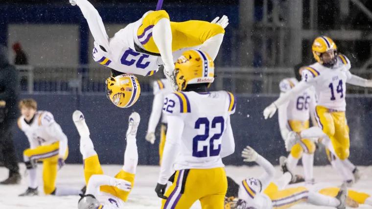 Avon, Walsh meet after Hoban streak snapped, ranked as Ohio's best teams in OHSAA state semifinal