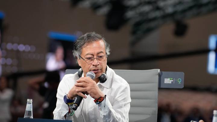 Gustavo Petro promete llevar médicos colombianos a Gaza y otorgar Cruz de Boyacá a sobrevivientes de la guerra