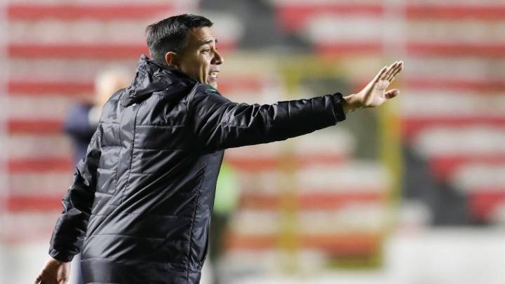 Técnico venezolano habría llegado a un acuerdo para dirigir a equipo de la capital colombiana