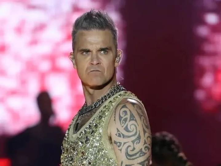 Robbie Williams alerta sobre pérdida de visión por inyecciones para adelgazar
