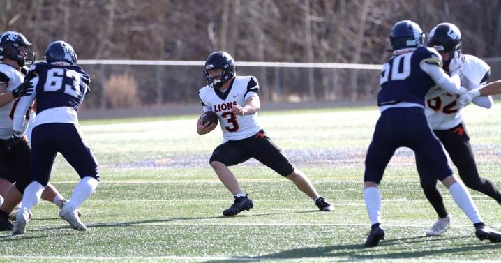 'Best birthday present ever': Rogan Lytle's 4 rushing TDs help Eureka beat Red Lodge in playoffs