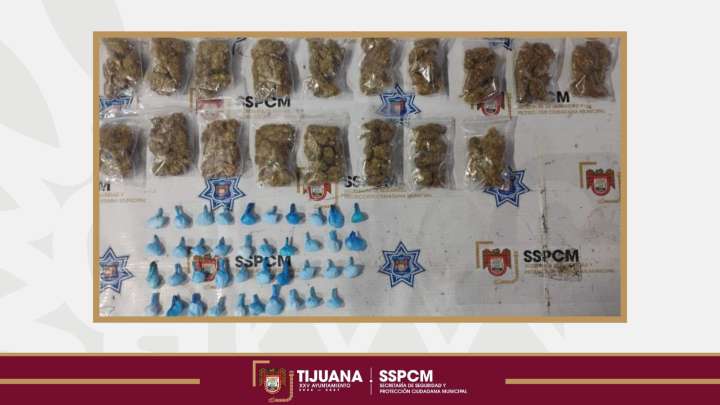 Policía detiene a adolescente de 15 años con 40 bolsitas de cristal y 18 de marihuana en Camino Verde