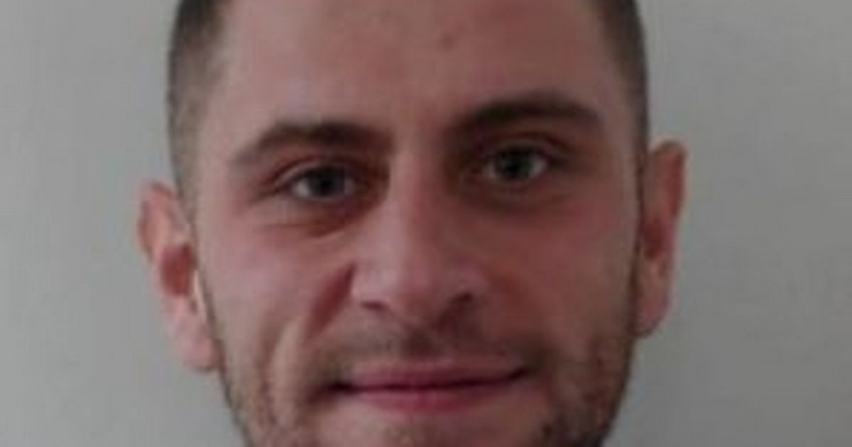 Killers who murdered dad in machete attack near Rutherglen pub jailed for 18 years