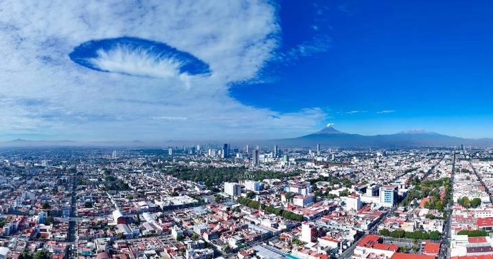¿Agujero en el cielo? Así se forman las nubes “cavum” que sorprendieron a Puebla