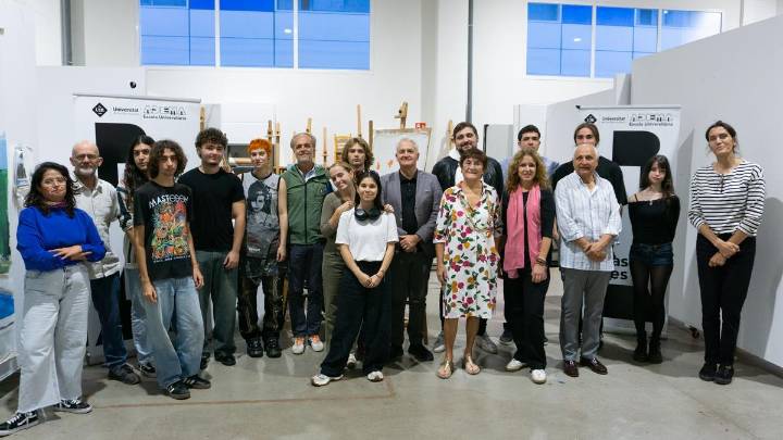 Alumnos de Bellas Artes de Adema exponen en Londres en el marco de la World Travel Market