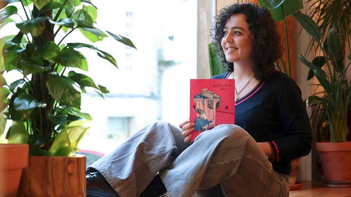Sandra Lodi publica «Adelina»: «As persoas indaptadas son as que nos permiten evolucionar»