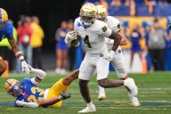 Jeremiyah Love and No. 9 Notre Dame overwhelm No. 23 Pittsburgh in 37