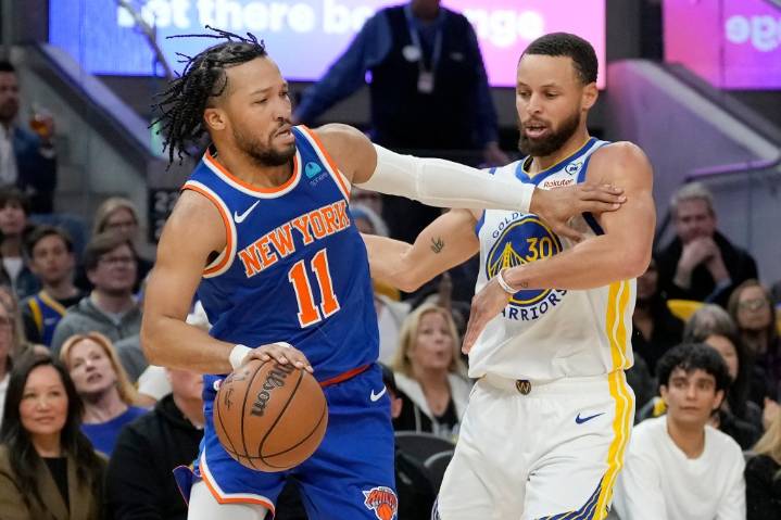 How Knicks' Mike Brown added a piece of Stephen Curry's game to Jalen Brunson's