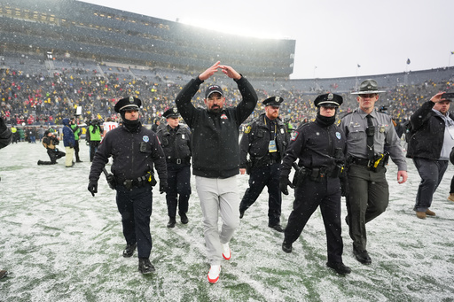 No. 1 Ohio State tops No. 15 Michigan 27-9, will play No. 2 Indiana for B10 title