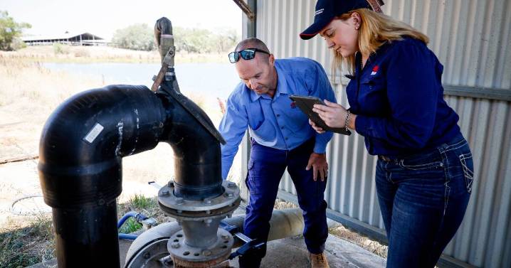 Murray River farm faces $572k in fines for alleged water breach