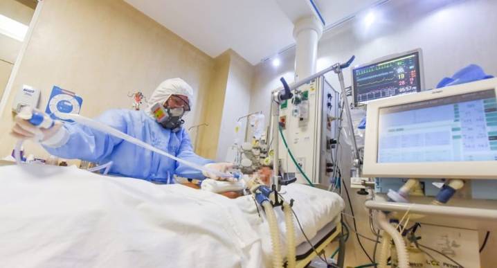 Congreso aprobó el nombramiento del 100% del personal de la salud bajo el régimen laboral CAS