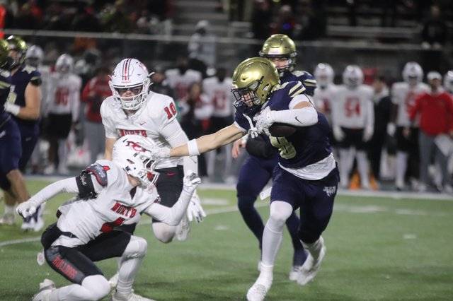 Football: Wolverines come up short against Bulldogs