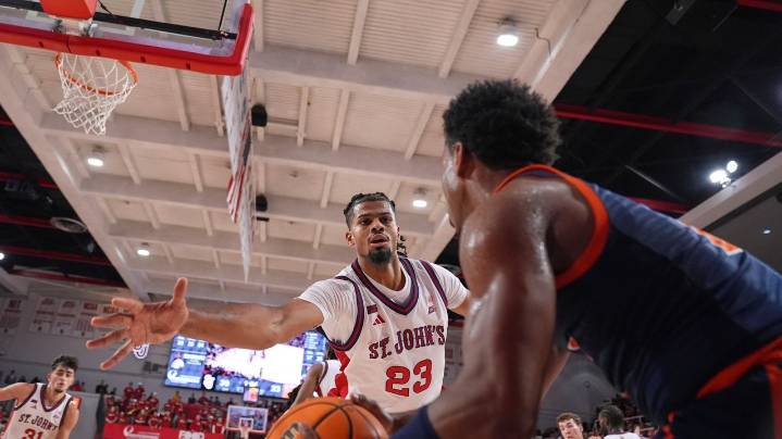 Bryce Hopkins scores 20 as No. 14 St. John's routs Bucknell 97