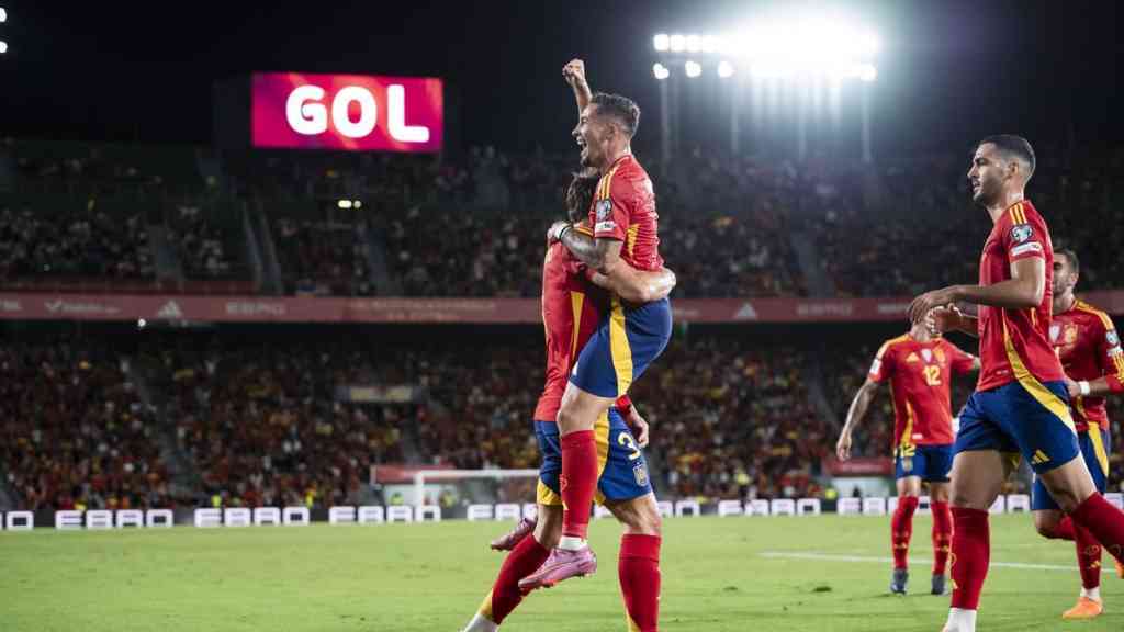 De fútbol mundial, España tiene un lugar entre favoritos