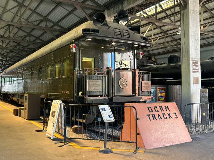 Before Air Force One, US presidents traveled aboard a luxury train car. Look inside the 'White House on wheels.'