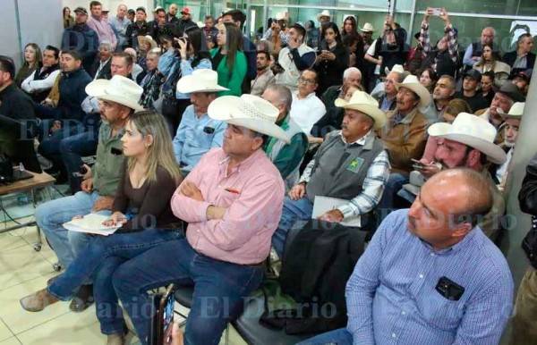 Reprueba Maru ausencia de legisladores de Morena en reunión con productores
