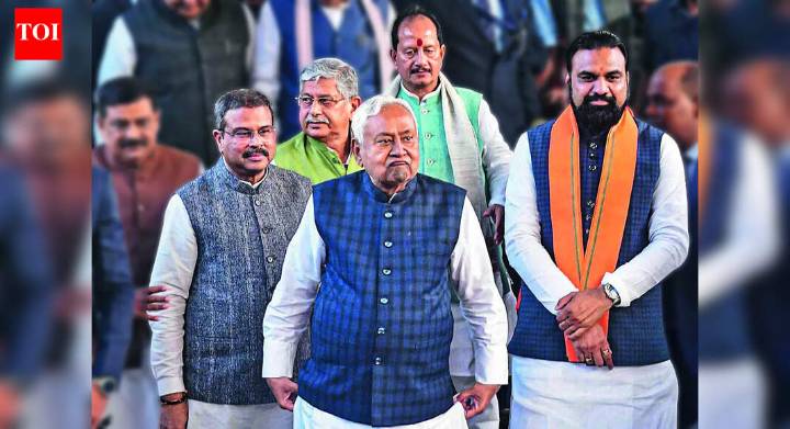 Bihar: Nitish Kumar to take oath as CM for 10th time today