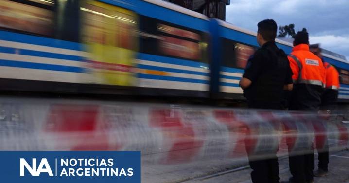 “Que se dejen de joder y se pongan a laburar”: la bronca de los pasajeros por el descarrilamiento en Liniers