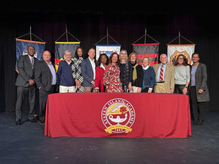 Staten Island Academy inducts 6 distinguished alumni into Hall of Fame
