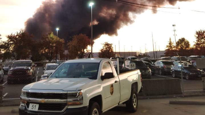 What we know about deaths, injuries in plane crash near SDF