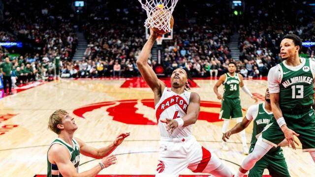 Sorprendieron los Raptors a los Bucks con amplia victoria 128