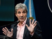 Caputo volvió a negar que el dólar esté atrasado